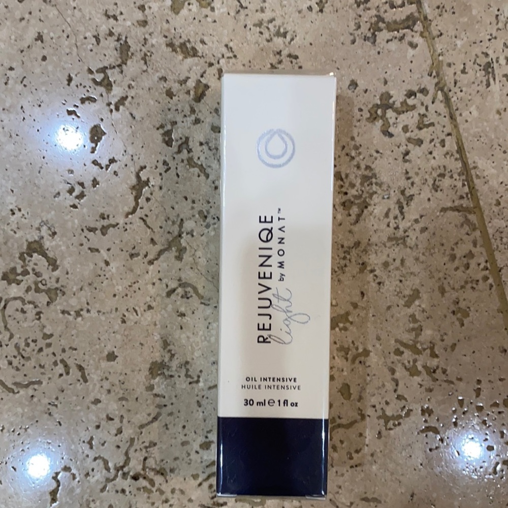 Rejuvenique Light Oil Intensive